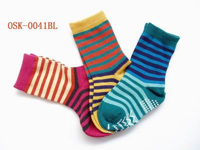 <img src='../manage/Upload/Pic/2012225105511487.jpg' width='400' style='border:3px solid #EEEEEE;'><div align=center>Name:jacquard socks,No.:2020247,Price:0 元</div>