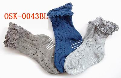 <img src='../manage/Upload/Pic/2012225105832711.jpg' width='400' style='border:3px solid #EEEEEE;'><div align=center>Name:jacquard socks,No.:2020252,Price:0 元</div>