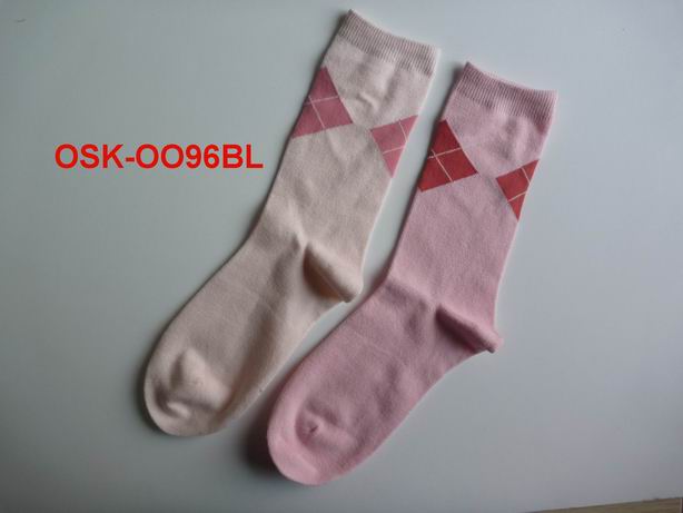 <img src='../manage/Upload/Pic/2012225112243684.jpg' width='400' style='border:3px solid #EEEEEE;'><div align=center>Name:jacquard socks,No.:2020270,Price:0 元</div>